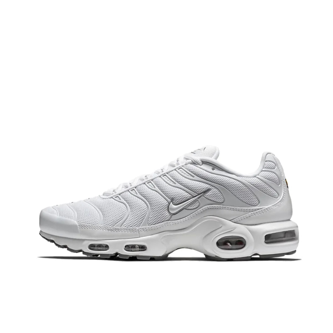 Nike New Air Max Plus Low Men's and Women's Sneakers Trendy Fashion clunky shoes Comfortable and wearable Sneakers solid white