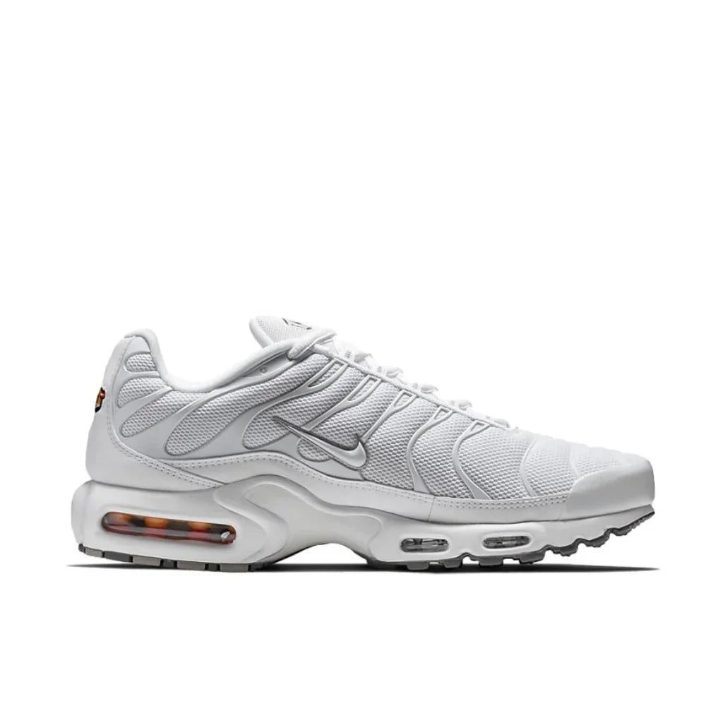 Nike New Air Max Plus Low Men's and Women's Sneakers Trendy Fashion clunky shoes Comfortable and wearable Sneakers solid white