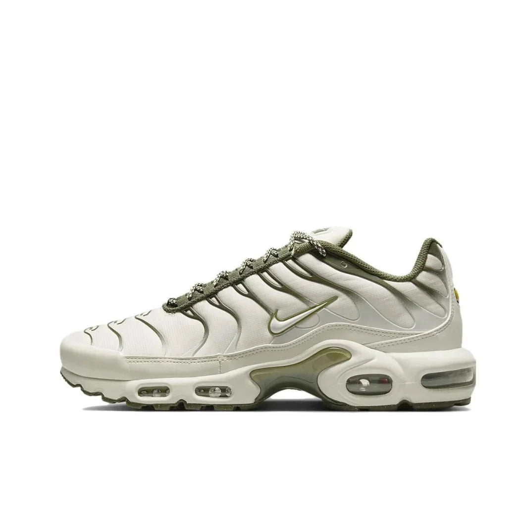 Nike New Air Max Plus TN Men's Sneakers winter Fashionable and comfortable casual shoes Lightweight and wearable Black&amp;Orange