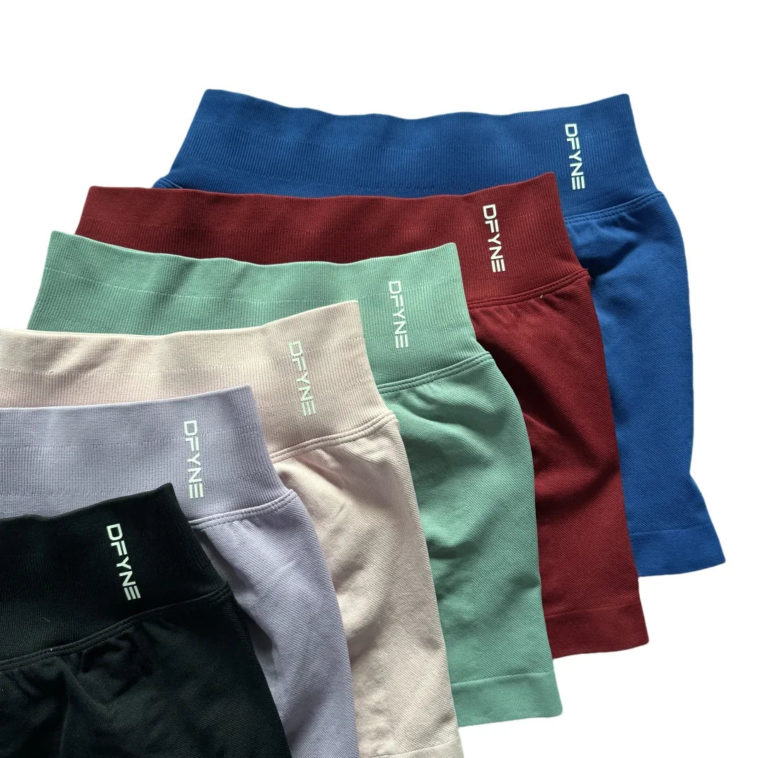 Impact Shorts – Seamless Sports Shorts