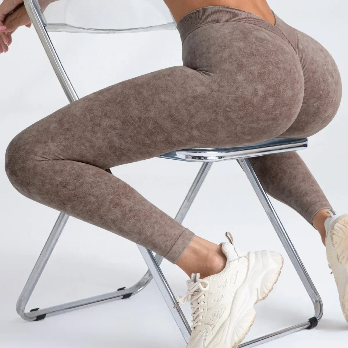 Women's V-Back Yoga Leggings – Push-Up &amp; Seamless 🏋️‍♀️🔥