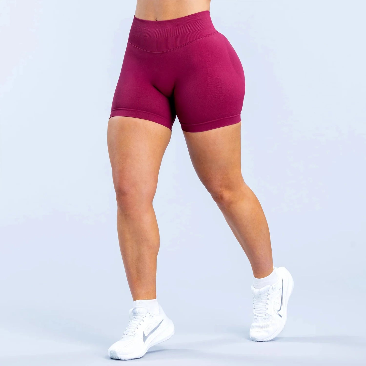 Seamless Impact Shorts – Enhance Your Curves in Style