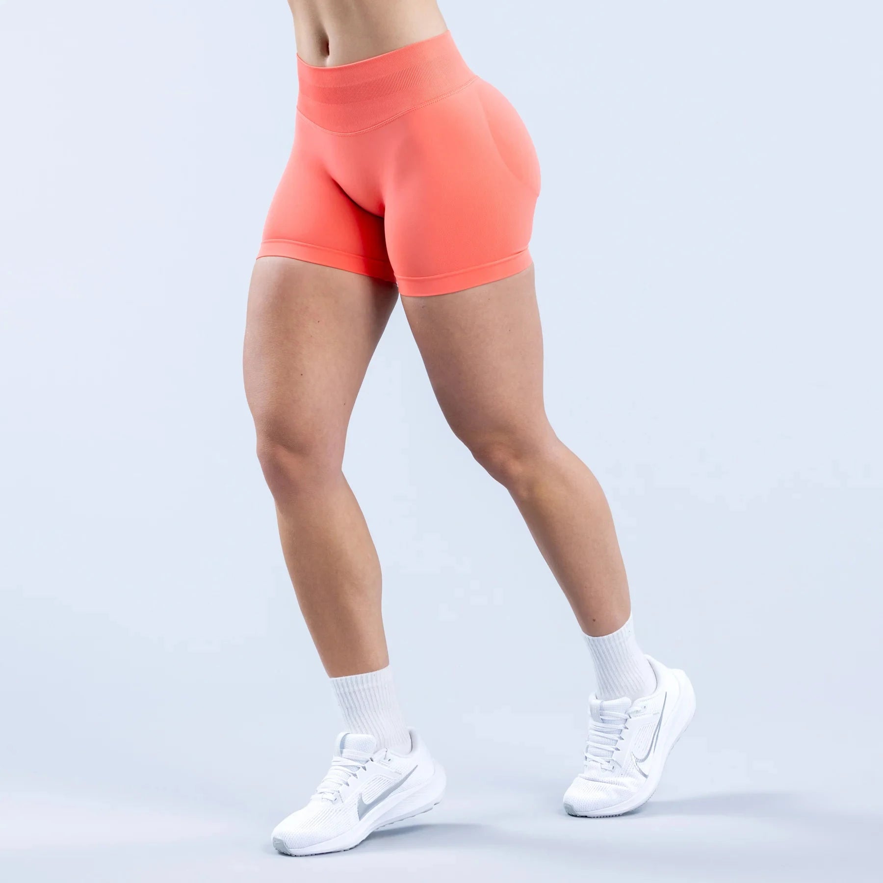 Seamless Impact Shorts – Enhance Your Curves in Style